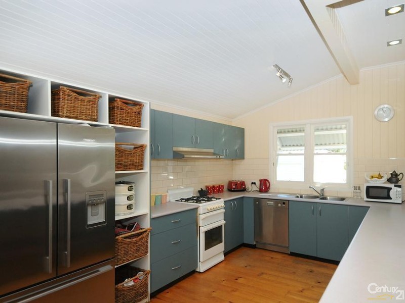 31 Curzon Street, East Toowoomba QLD 4350