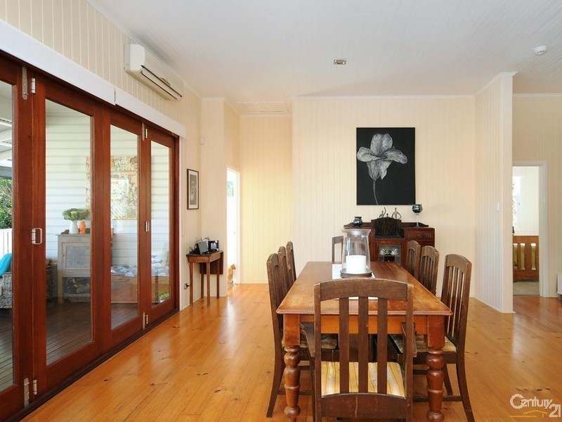 31 Curzon Street, East Toowoomba QLD 4350