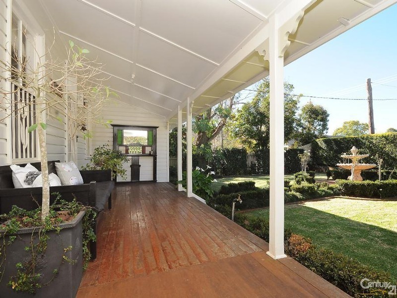 31 Curzon Street, East Toowoomba QLD 4350