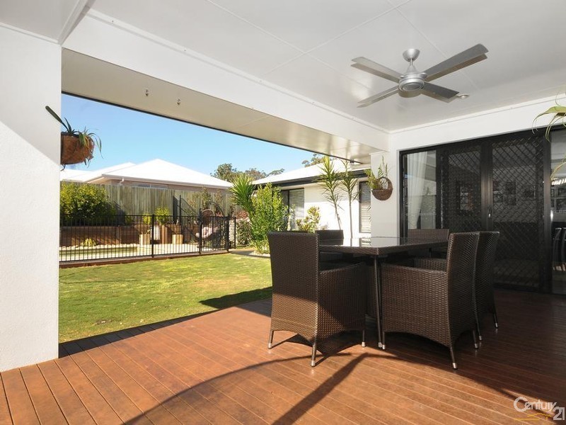 6 Beardsworth Court, Middle Ridge QLD 4350