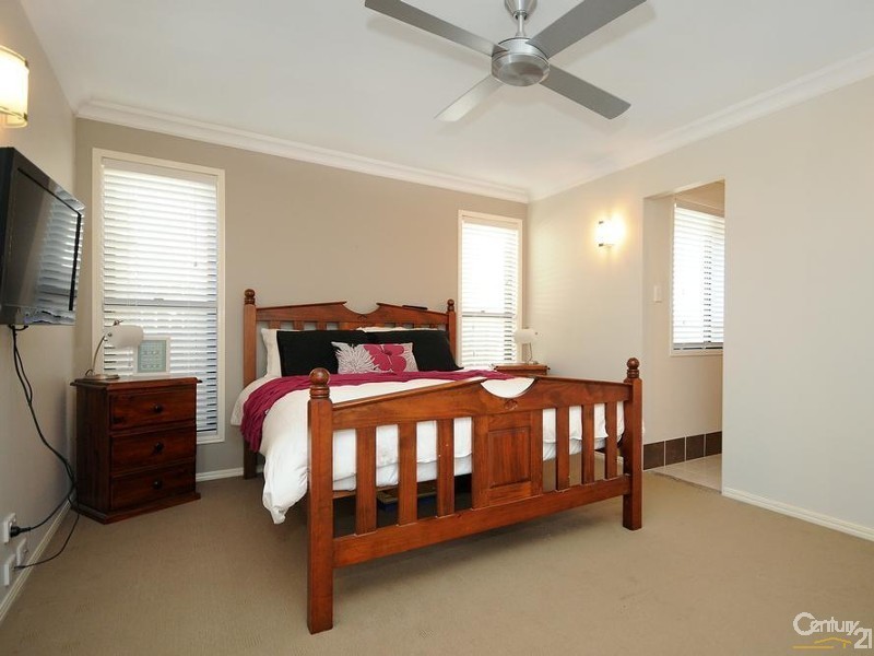 6 Beardsworth Court, Middle Ridge QLD 4350