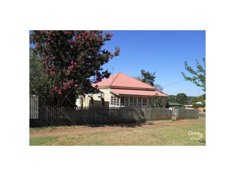 48 Ipswich Street, East Toowoomba QLD 4350