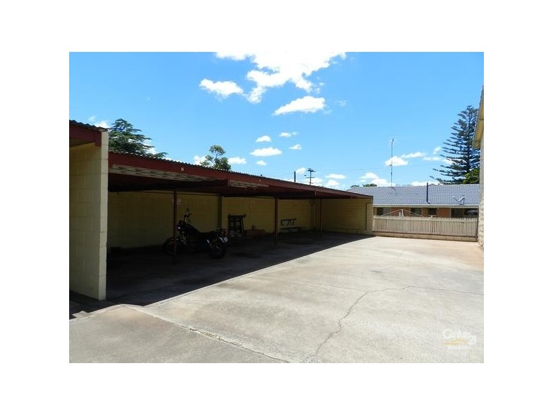 4/67 Taylor Street, Newtown QLD 4350