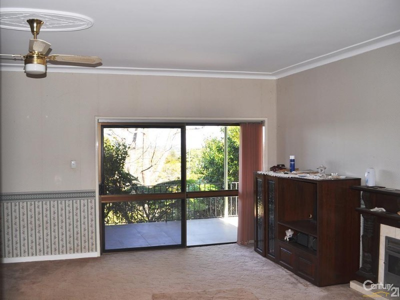 5 Owen Street, Mount Lofty QLD 4350