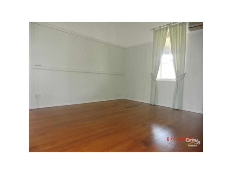 62 Holberton Street, Rockville QLD 4350