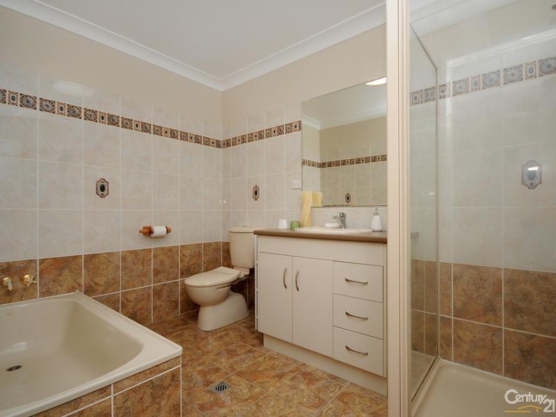 13 Tower Crescent, Gowrie Junction QLD 4352