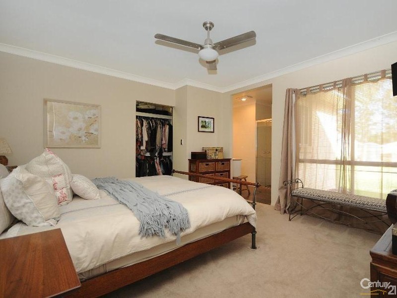 1 Bass Street, Cabarlah QLD 4352