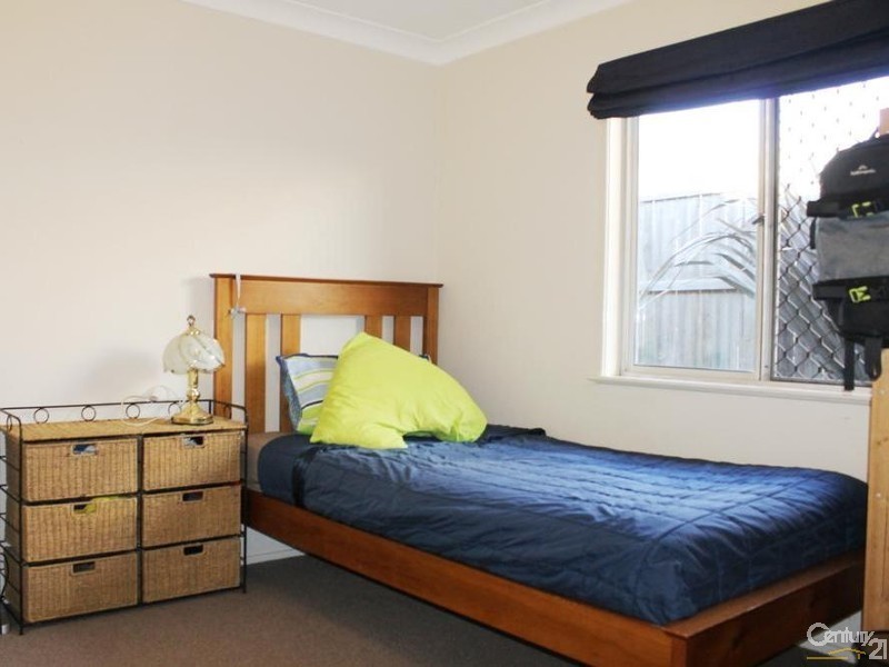 15 Weller Street, Rangeville QLD 4350