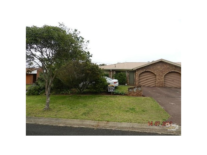 1/16 Ruth Street, Centenary Heights QLD 4350