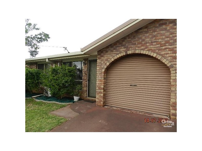 1/16 Ruth Street, Centenary Heights QLD 4350