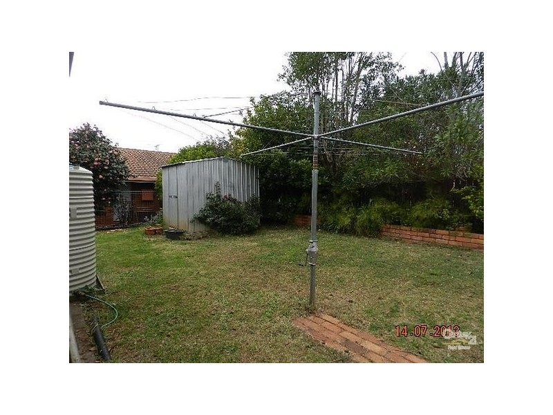 1/16 Ruth Street, Centenary Heights QLD 4350