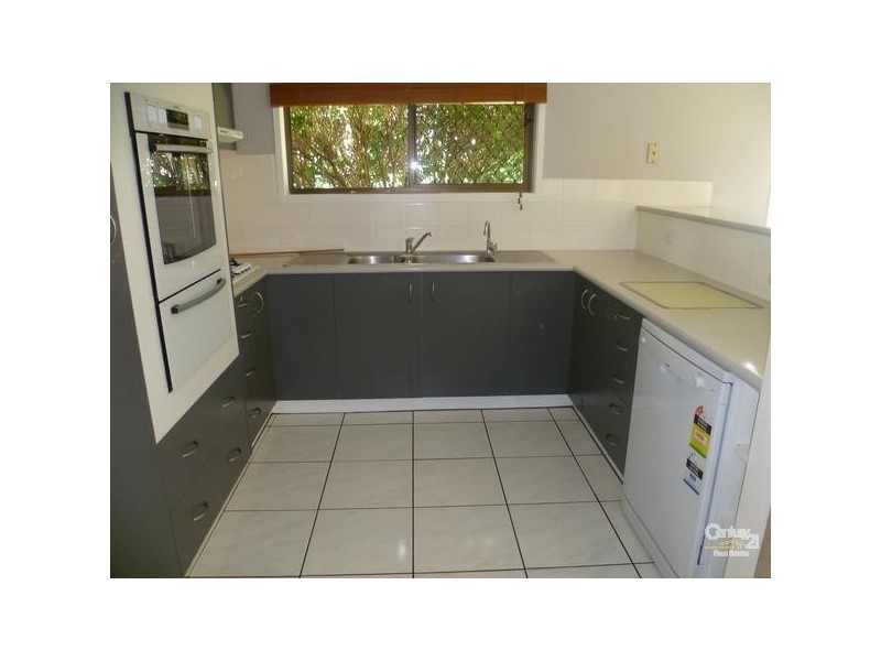 18 Wine Drive, Wilsonton Heights QLD 4350
