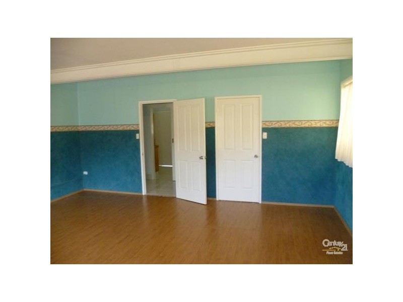 22 Orchid Street, Centenary Heights QLD 4350