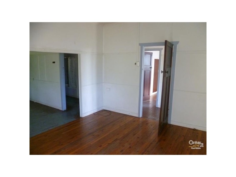 340 Hume Street, Centenary Heights QLD 4350