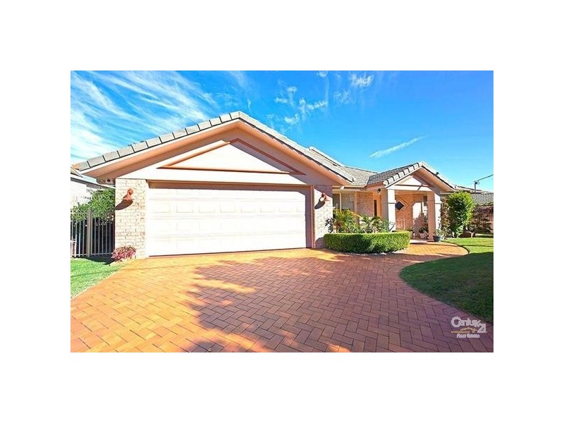 305 Ramsay Street, Middle Ridge QLD 4350