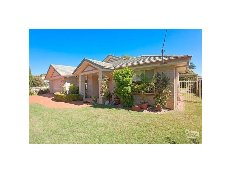 305 Ramsay Street, Middle Ridge QLD 4350