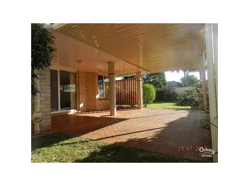 305 Ramsay Street, Middle Ridge QLD 4350