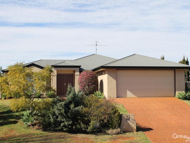 43 Mather Street, Highfields QLD 4352