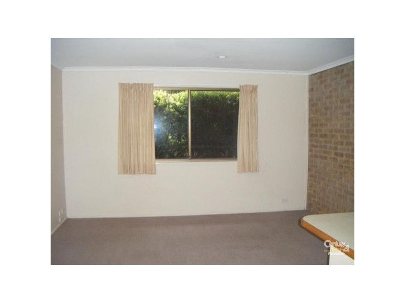 2/32 Stone Street, Wilsonton QLD 4350