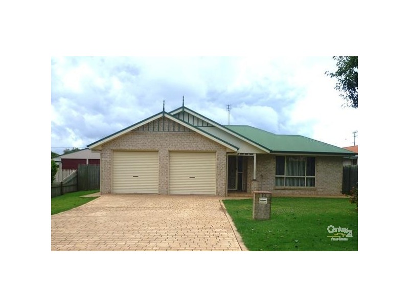 13 Elvery Court, Middle Ridge QLD 4350