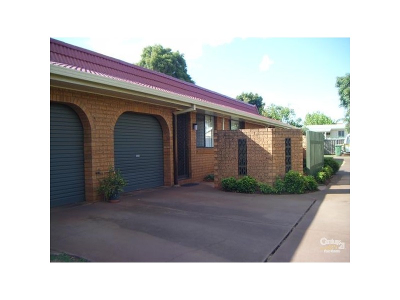 2/257 North Street, Wilsonton QLD 4350