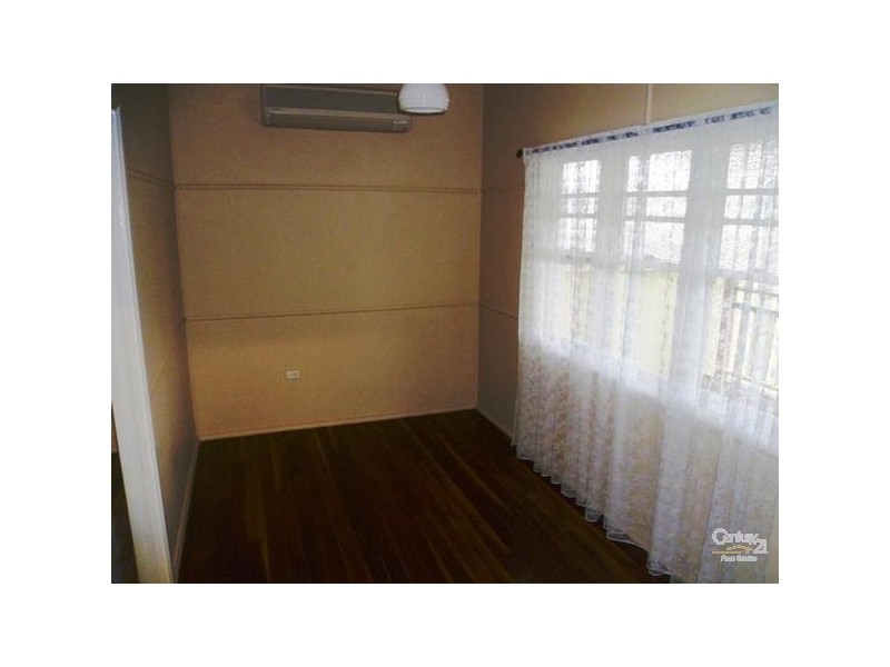 20 Leichhardt Street, Centenary Heights QLD 4350