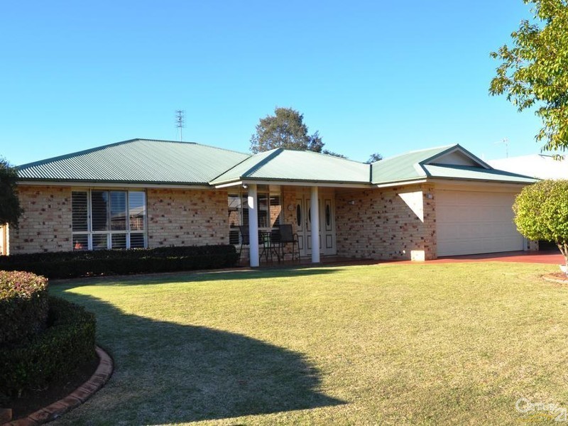 11 Gundry Court, Kearneys Spring QLD 4350