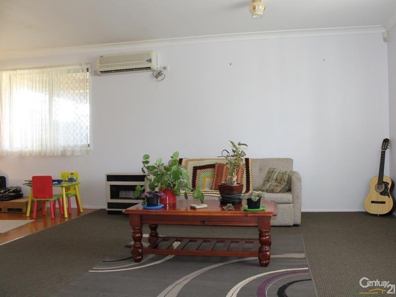 1 Burgundy Street, Wilsonton Heights QLD 4350