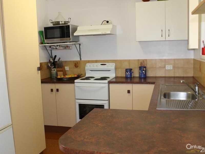 1 Burgundy Street, Wilsonton Heights QLD 4350