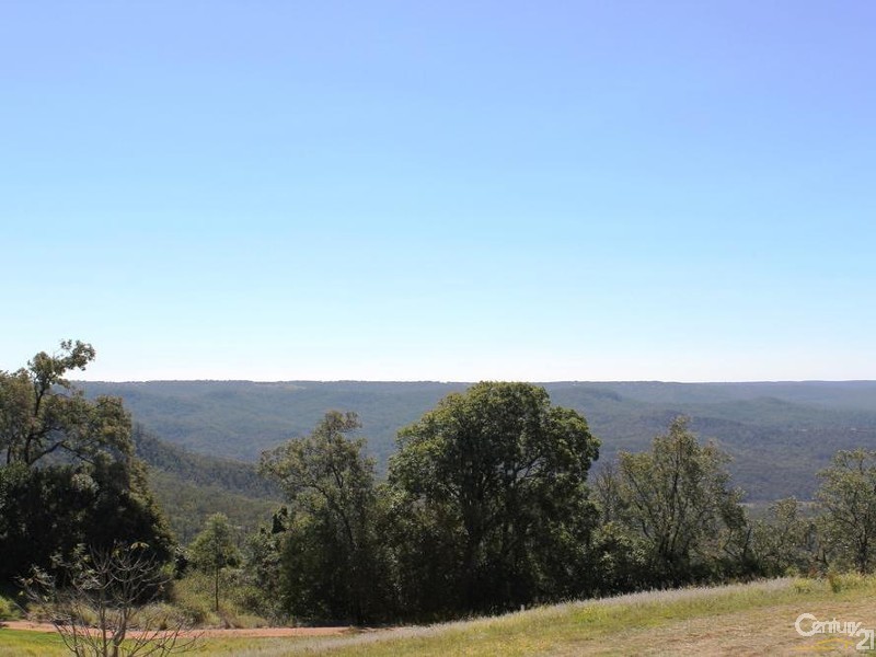 8 Skye Court, Prince Henry Heights QLD 4350