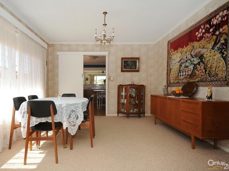 20 Catto Street, Centenary Heights QLD 4350