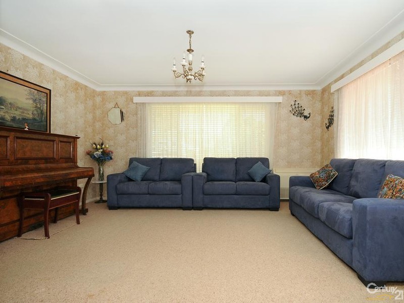 20 Catto Street, Centenary Heights QLD 4350