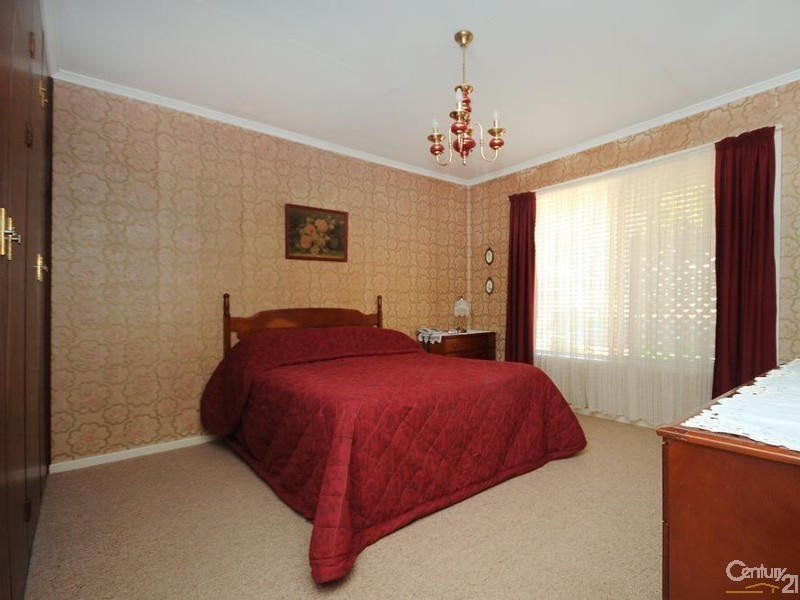 20 Catto Street, Centenary Heights QLD 4350