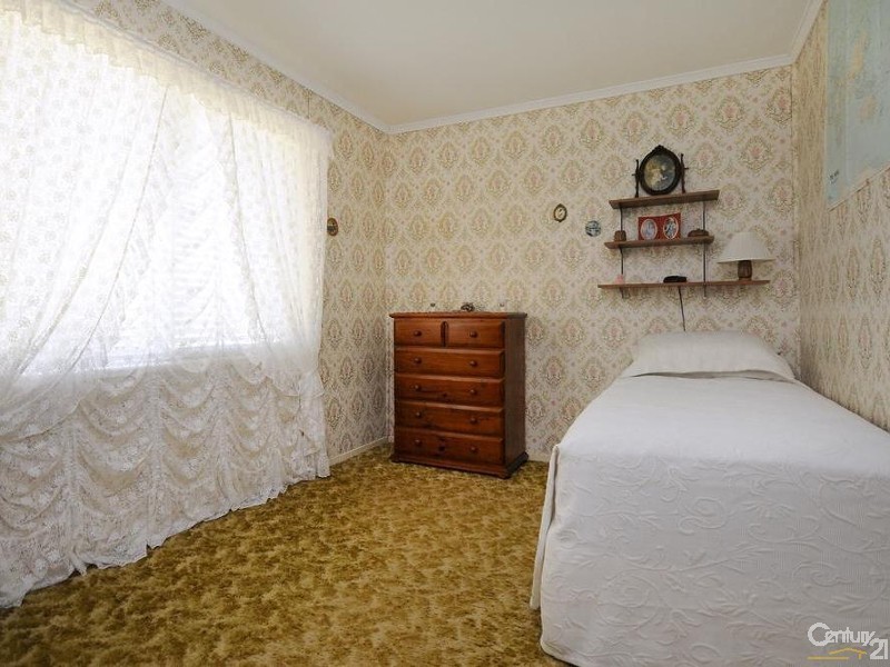 20 Catto Street, Centenary Heights QLD 4350