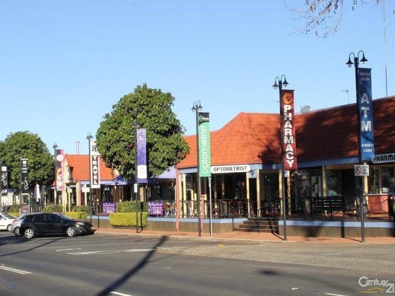 20 Catto Street, Centenary Heights QLD 4350