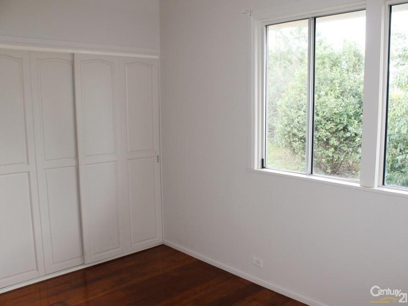 20 Devine Street, Harristown QLD 4350