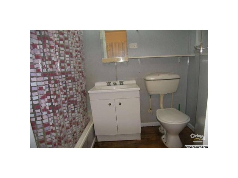 4/214 Long Street, South Toowoomba QLD 4350