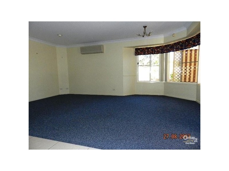 305 Ramsay Street, Middle Ridge QLD 4350