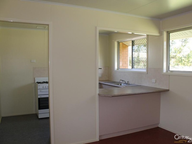 20 Charter Crescent, Rockville QLD 4350