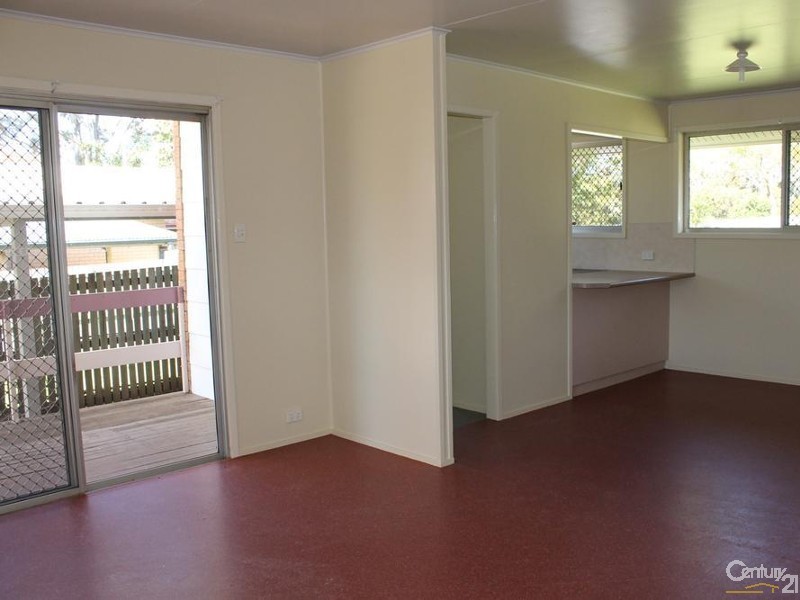 20 Charter Crescent, Rockville QLD 4350