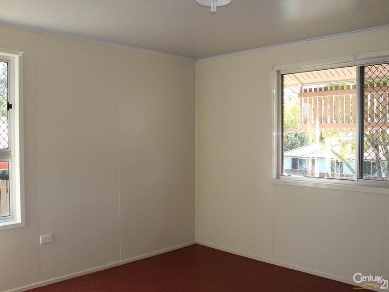 20 Charter Crescent, Rockville QLD 4350