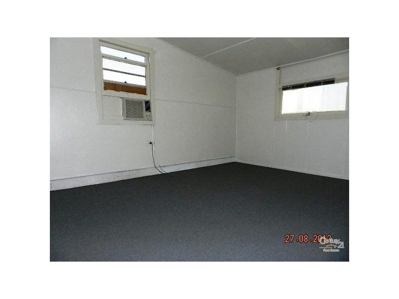 17 Ford Street, Rockville QLD 4350