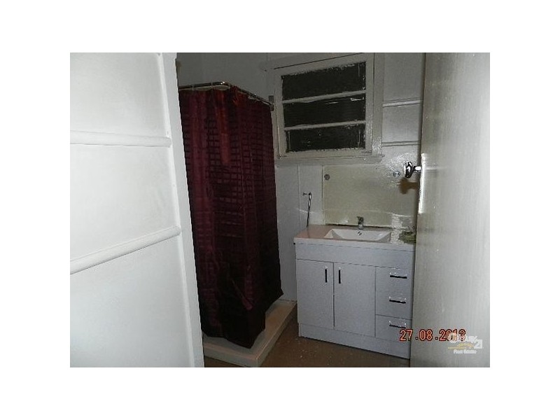 17 Ford Street, Rockville QLD 4350