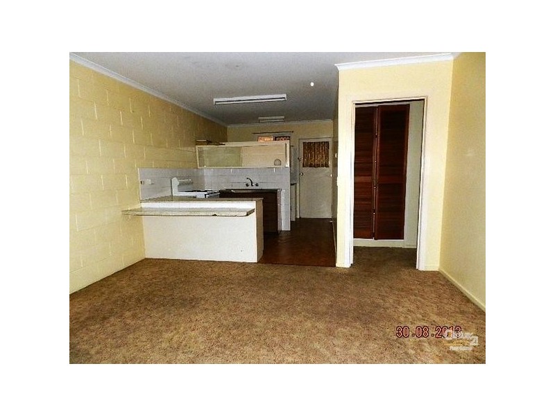 4/365 Margaret Street, Newtown QLD 4350