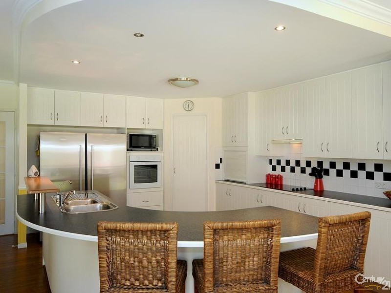 35 Reis Road, Highfields QLD 4352