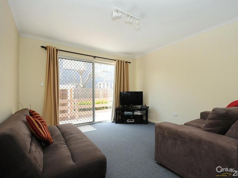 1/8 James Street, Rangeville QLD 4350