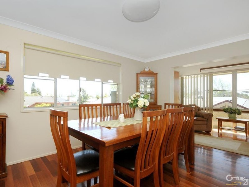 2 Moyna Court, Harristown QLD 4350