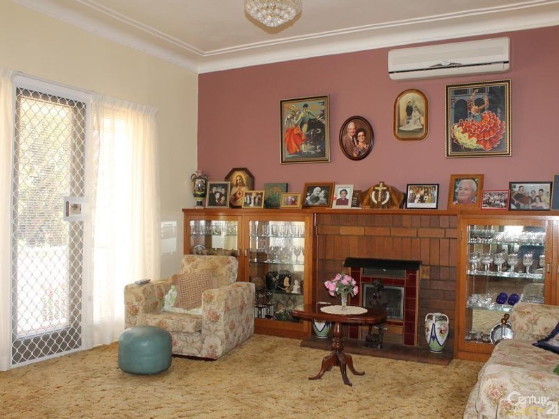 130 Ramsay Street, Centenary Heights QLD 4350