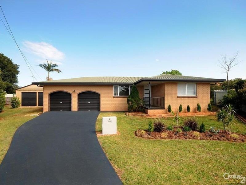 7 Raymond Court, Rockville QLD 4350