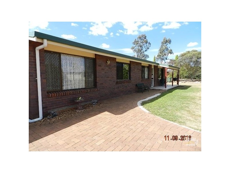 2 Eton Street, Cambooya QLD 4358